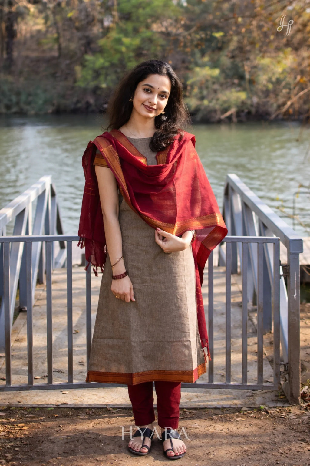 Agnika – Mangalagiri Suit Set