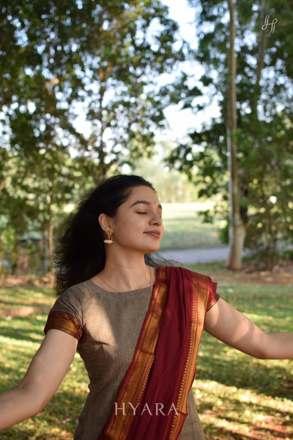 Agnika – Mangalagiri Suit Set