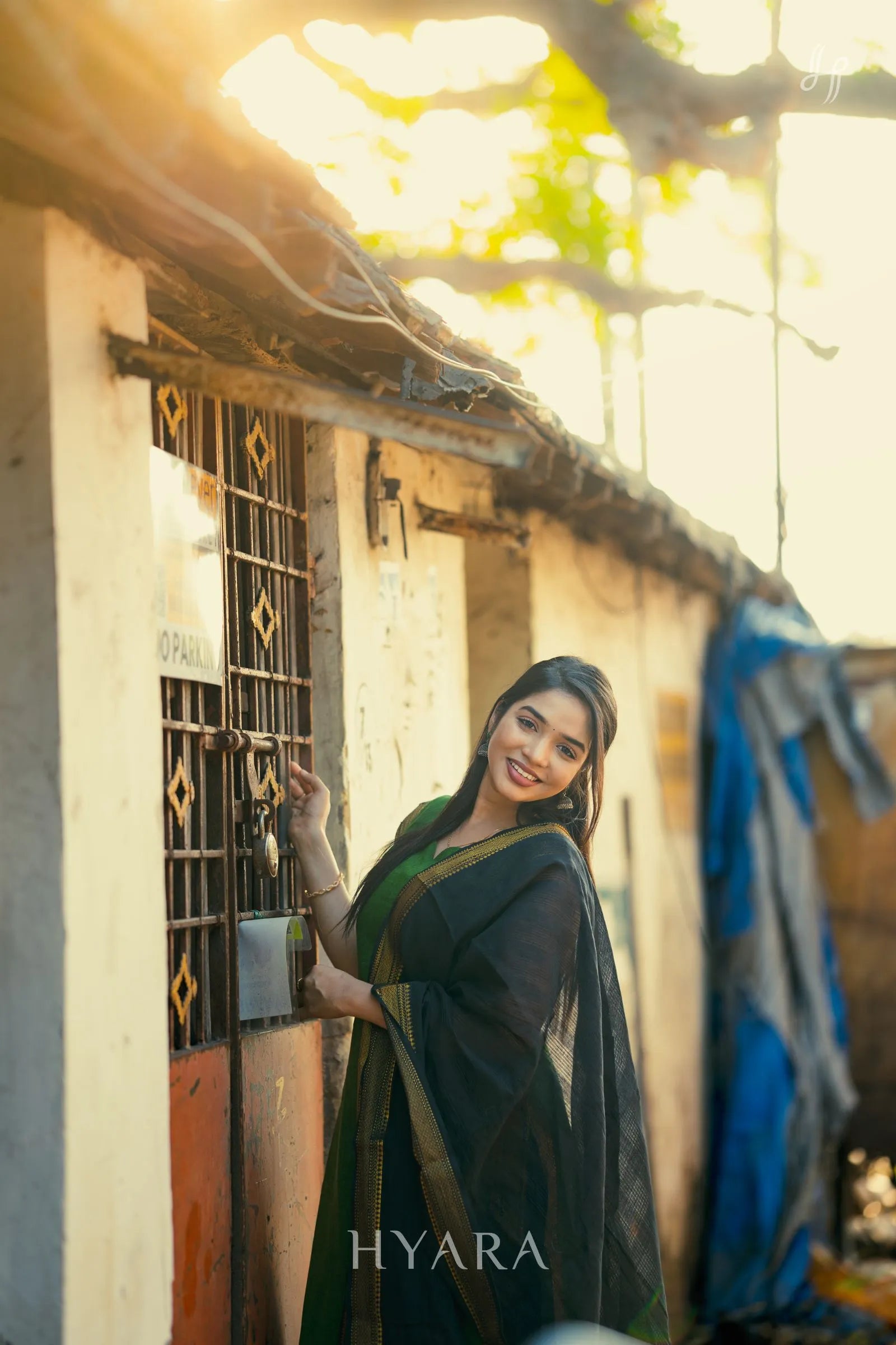 Anika – Green & Black Mangalagiri Cotton Suit Set