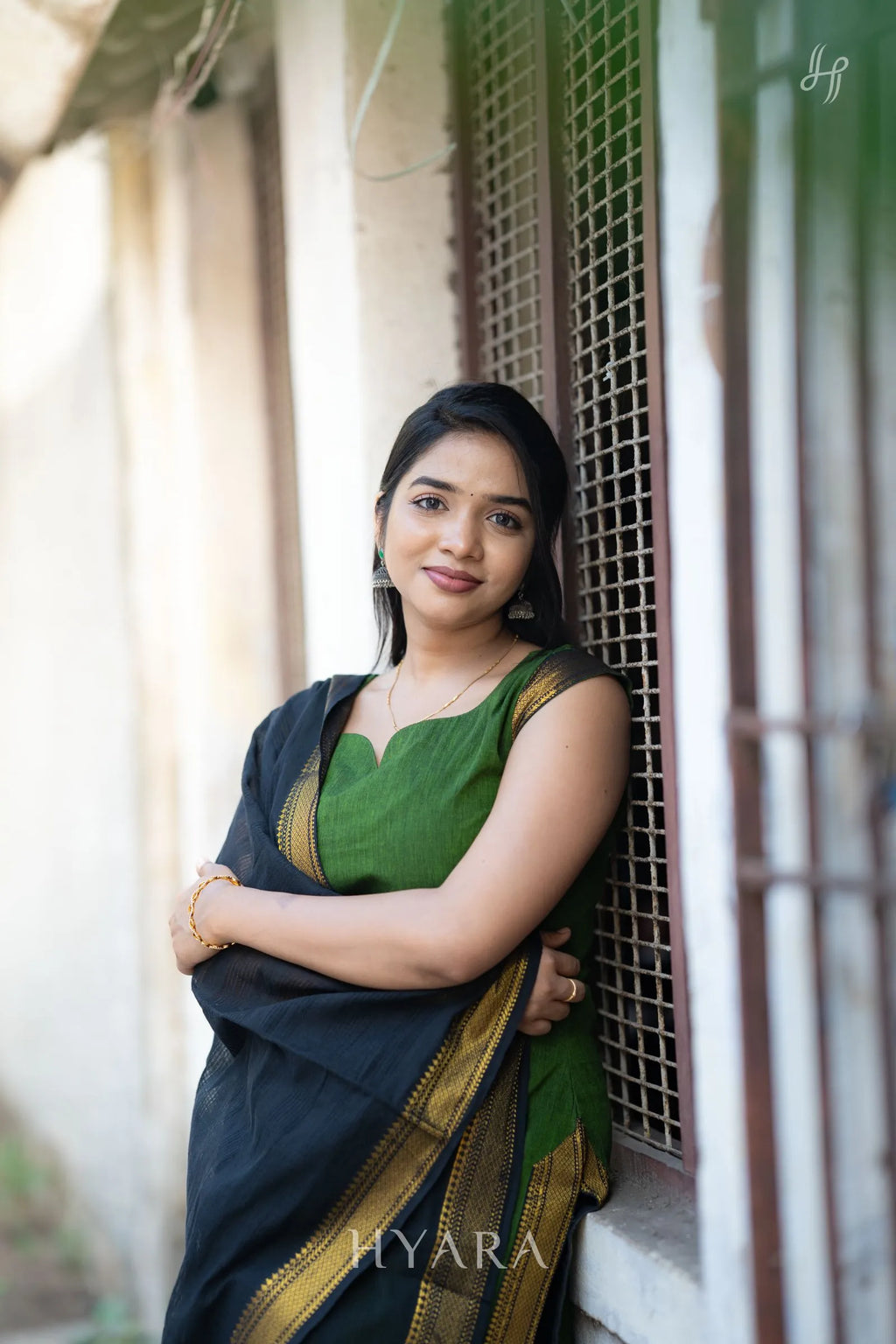 Anika – Green & Black Mangalagiri Cotton Suit Set