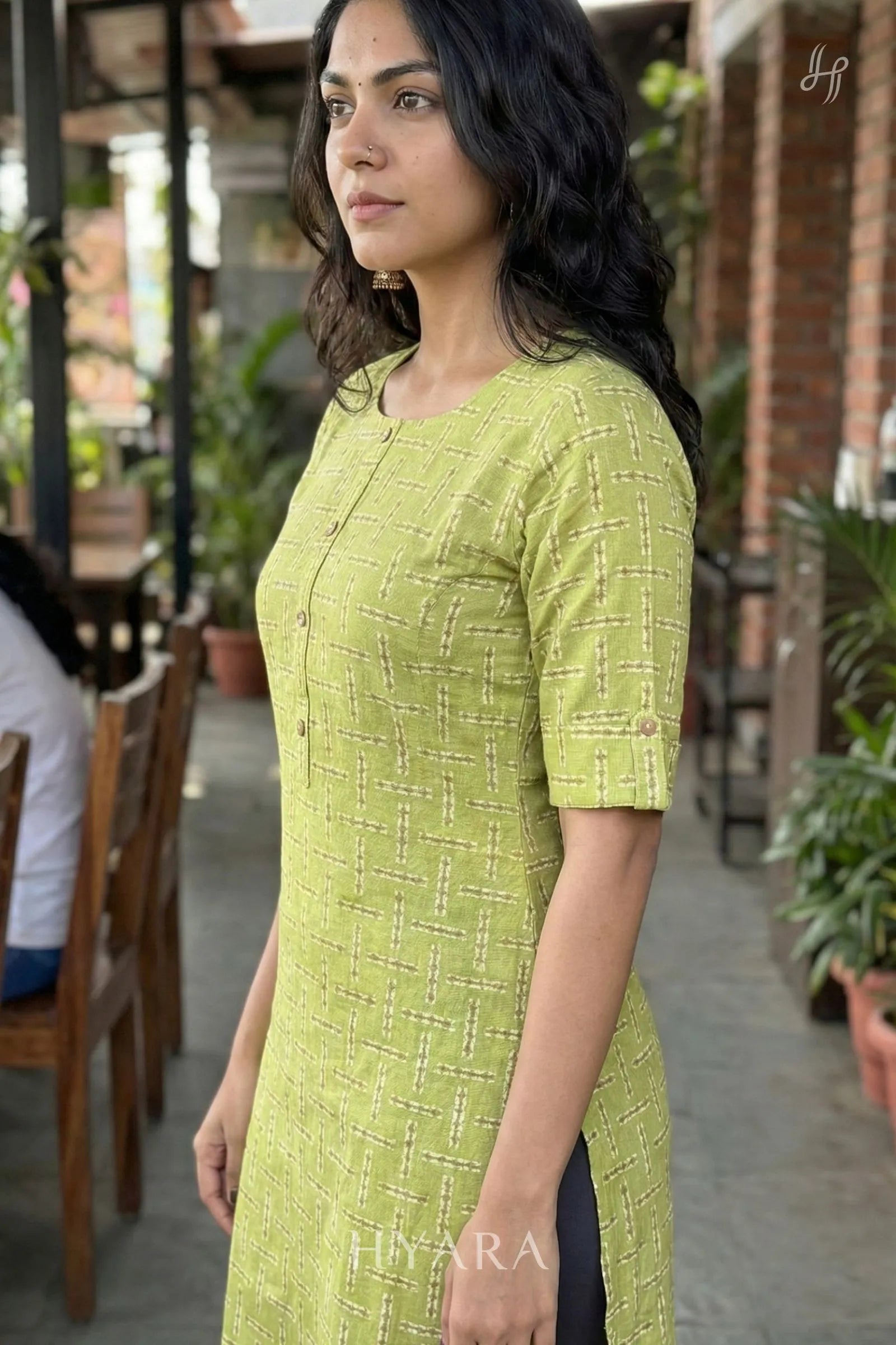 Nira Pista Kurti Top
