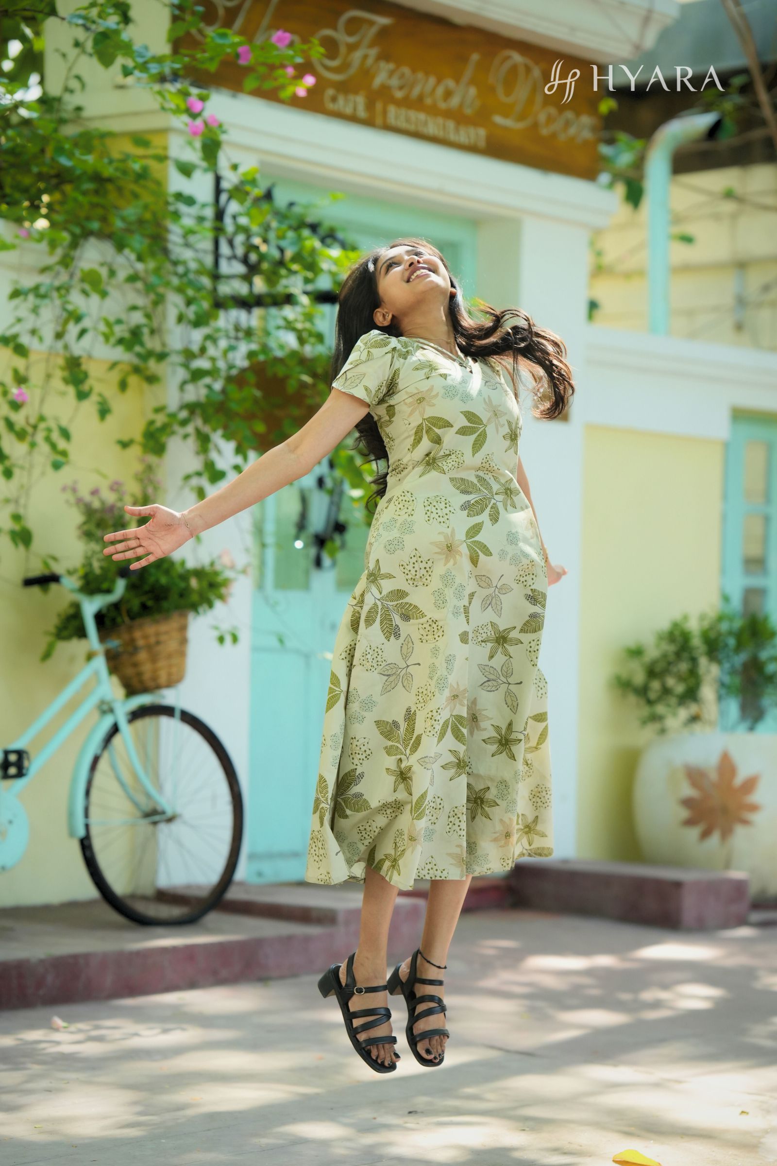 Varnikaa Regal Green Kurti