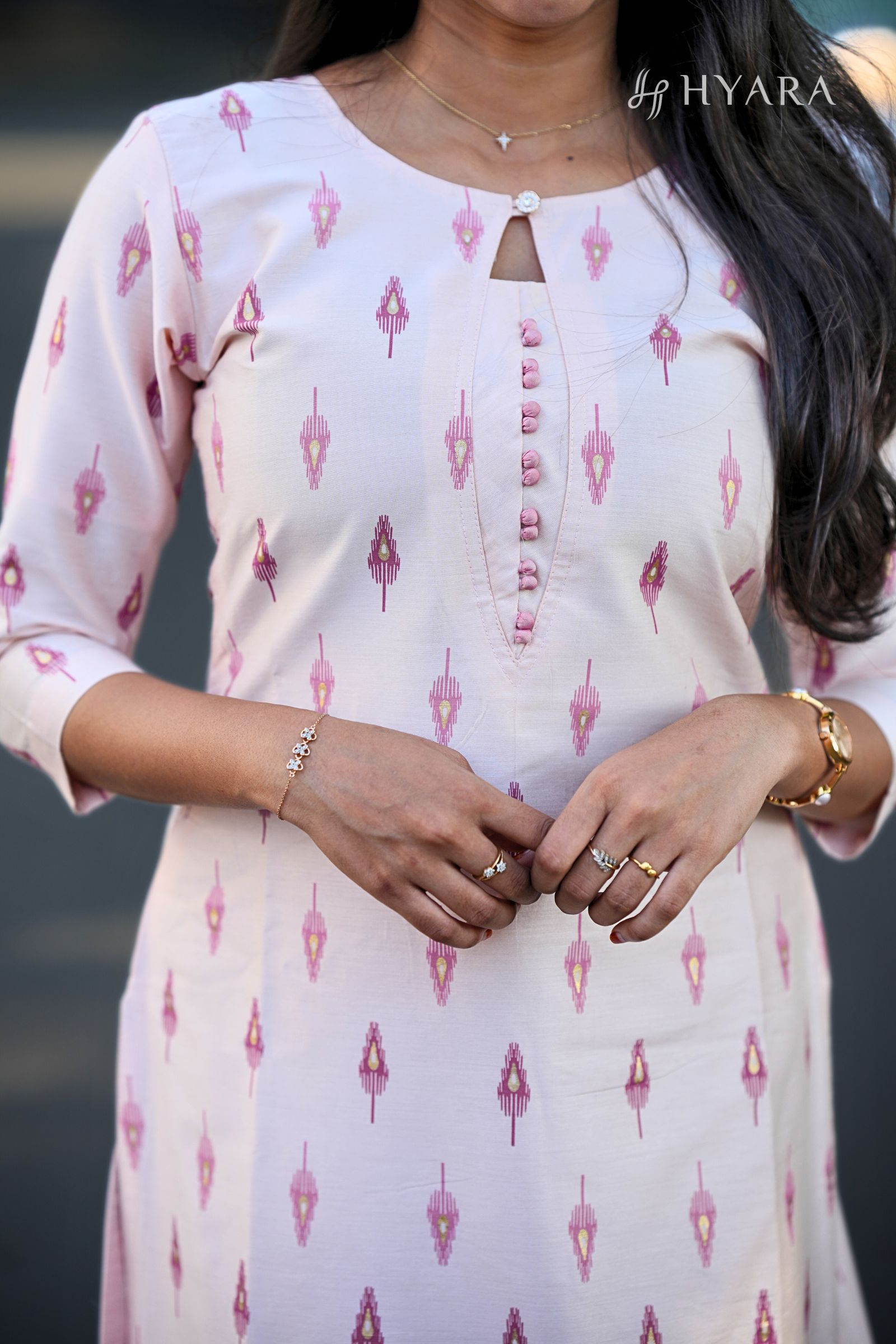 Roja - Pink Motif Kurti