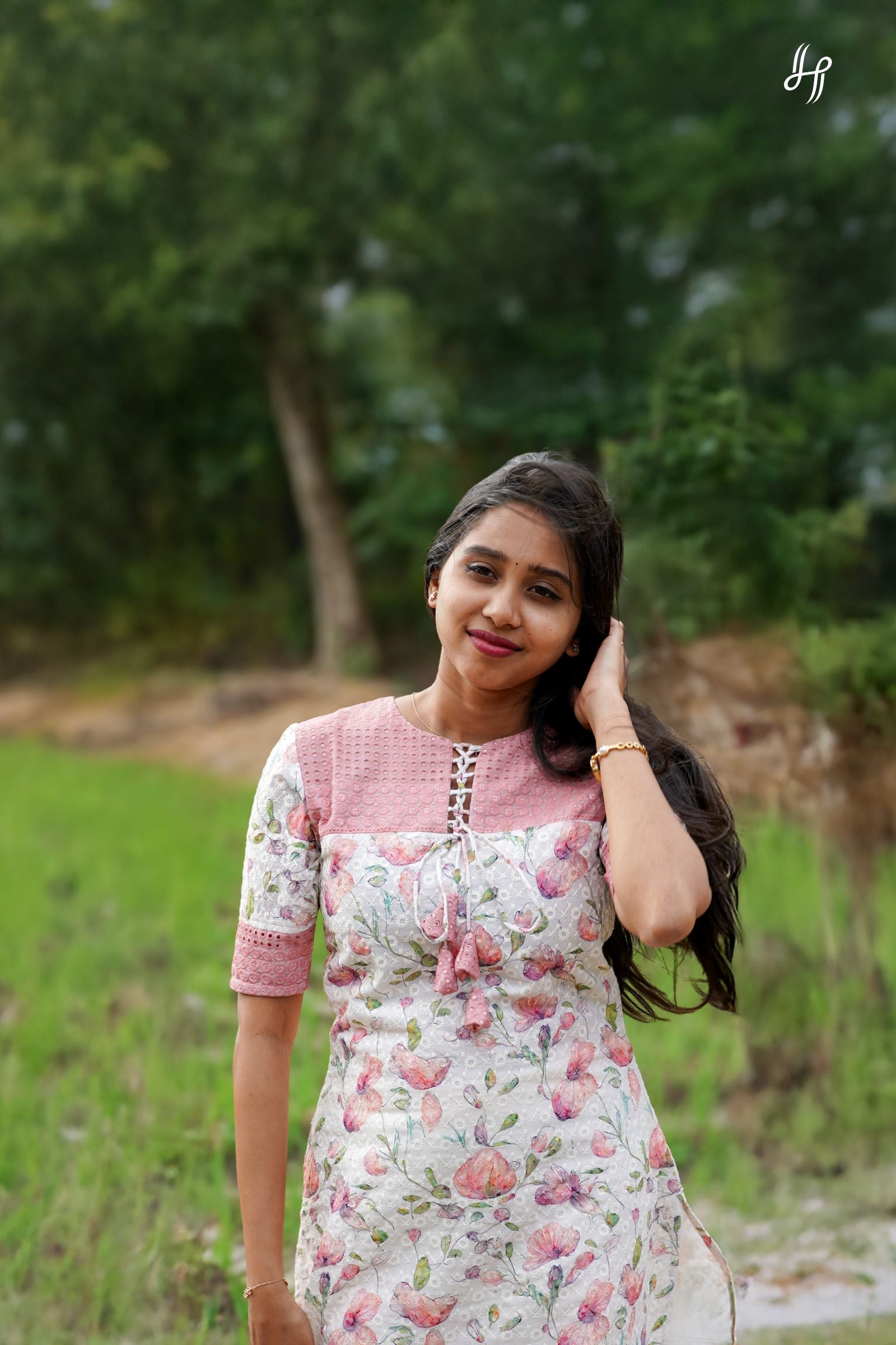Vayal Hakoba Embroidery Kurti