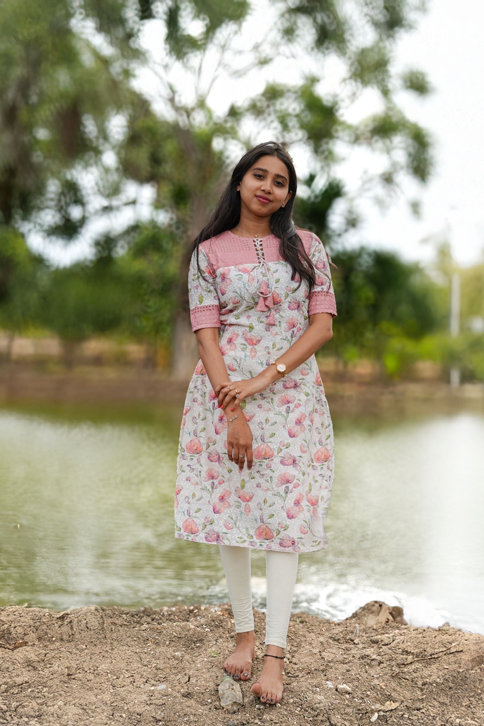 Vayal Hakoba Embroidery Kurti