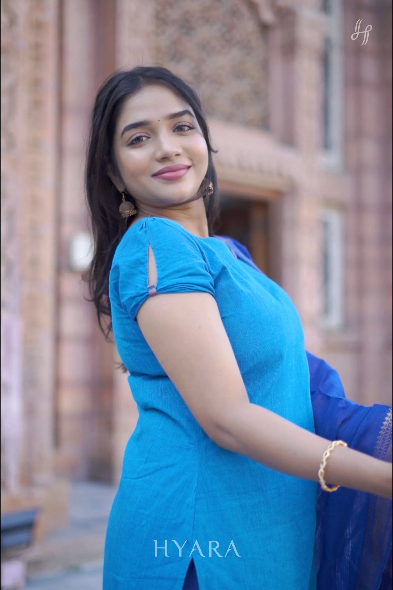 Ishya – Sky Blue & Navy Mangalagiri Cotton Suit Set