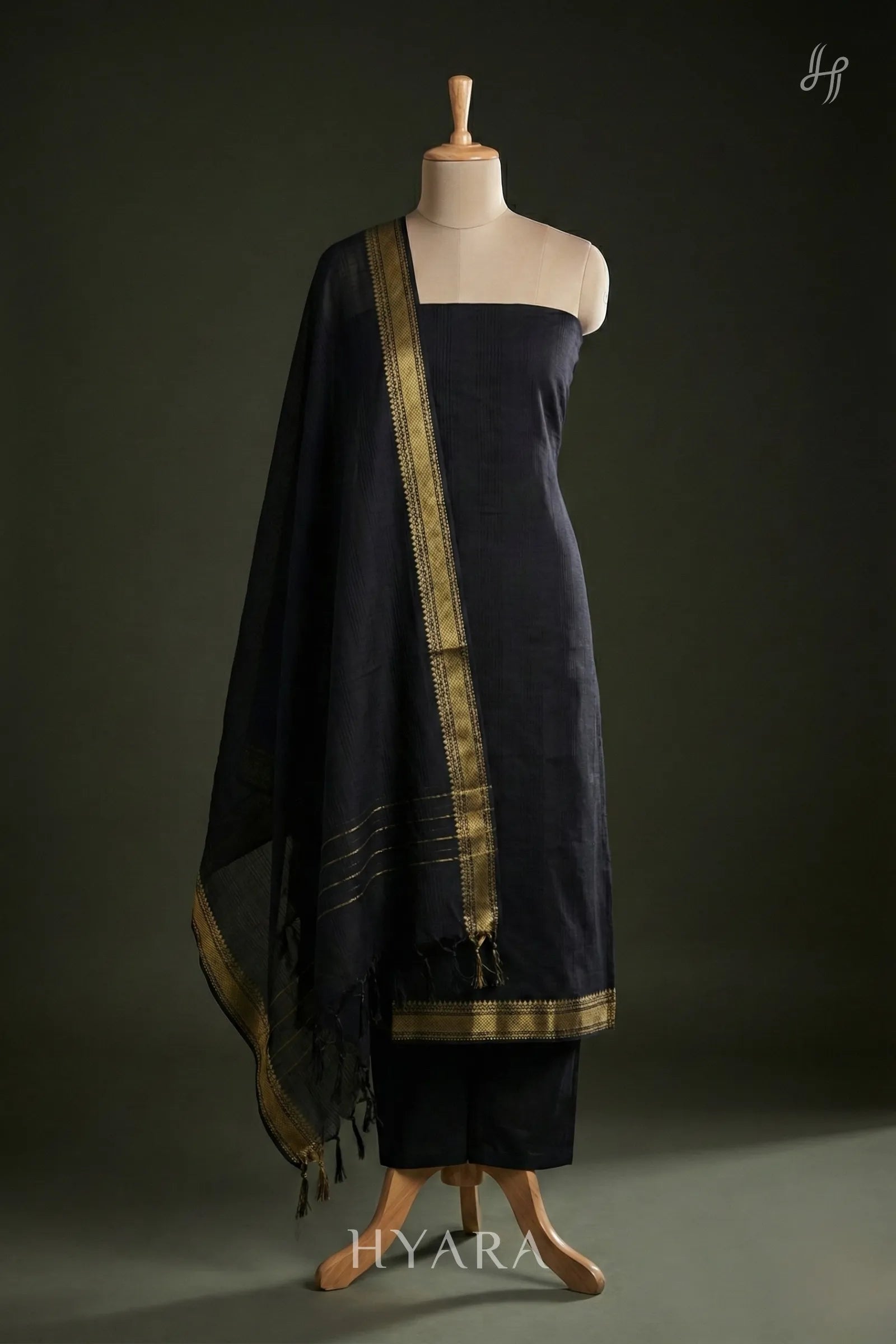 Karmagam – Black Mangalagiri Pure Handloom Cotton Unstitched Fabric