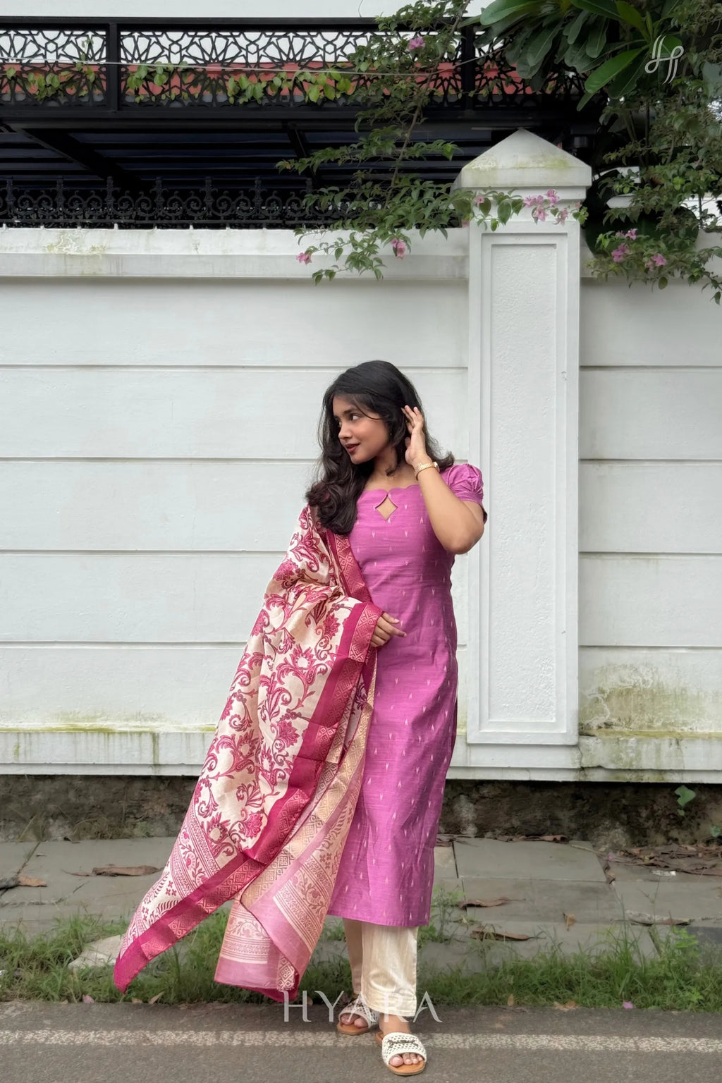 Yamika – Mauve Pink Raw Silk Suit Set with Printed Silk Dupatta