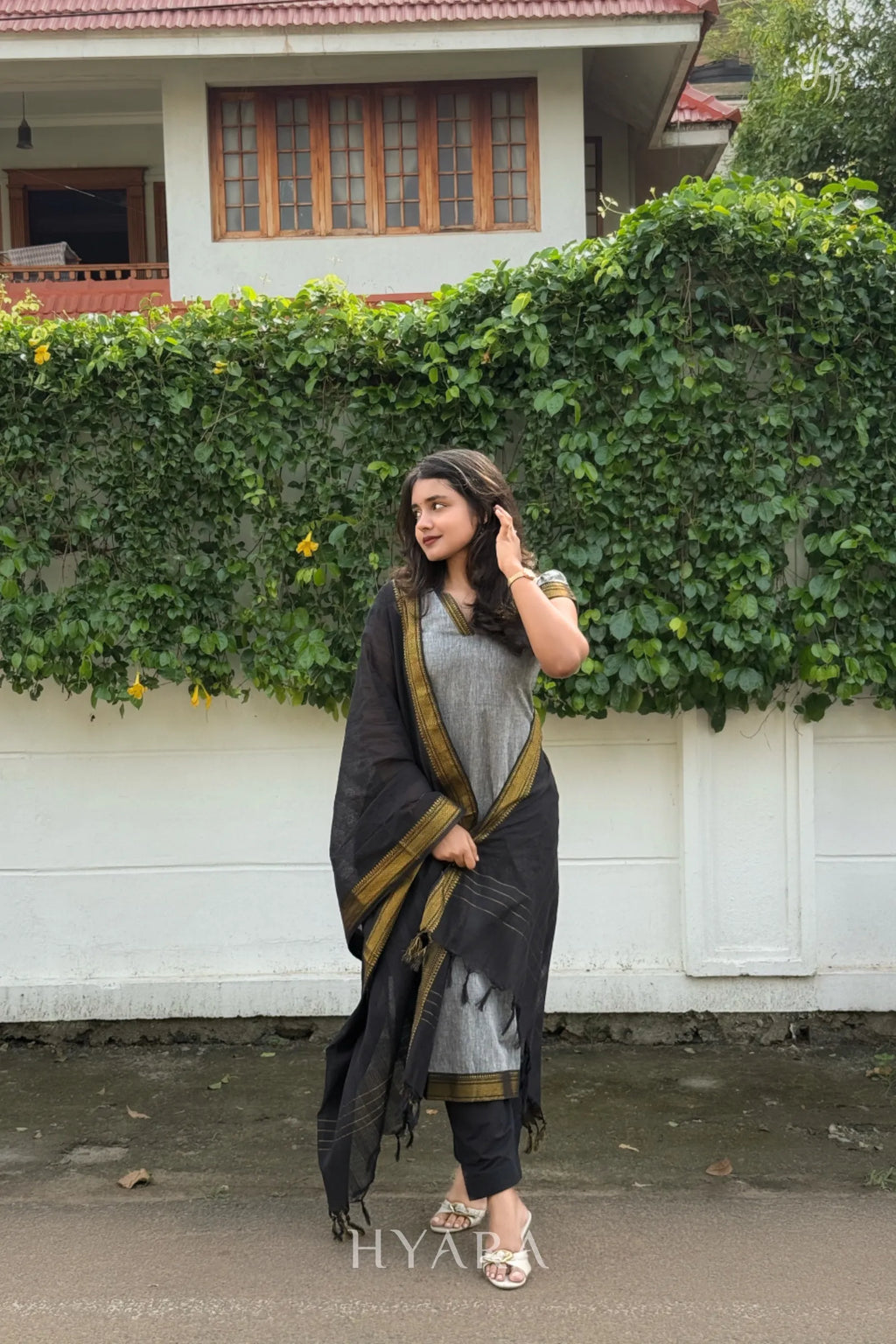 Zara – Grey & Black Mangalagiri Cotton Suit Set