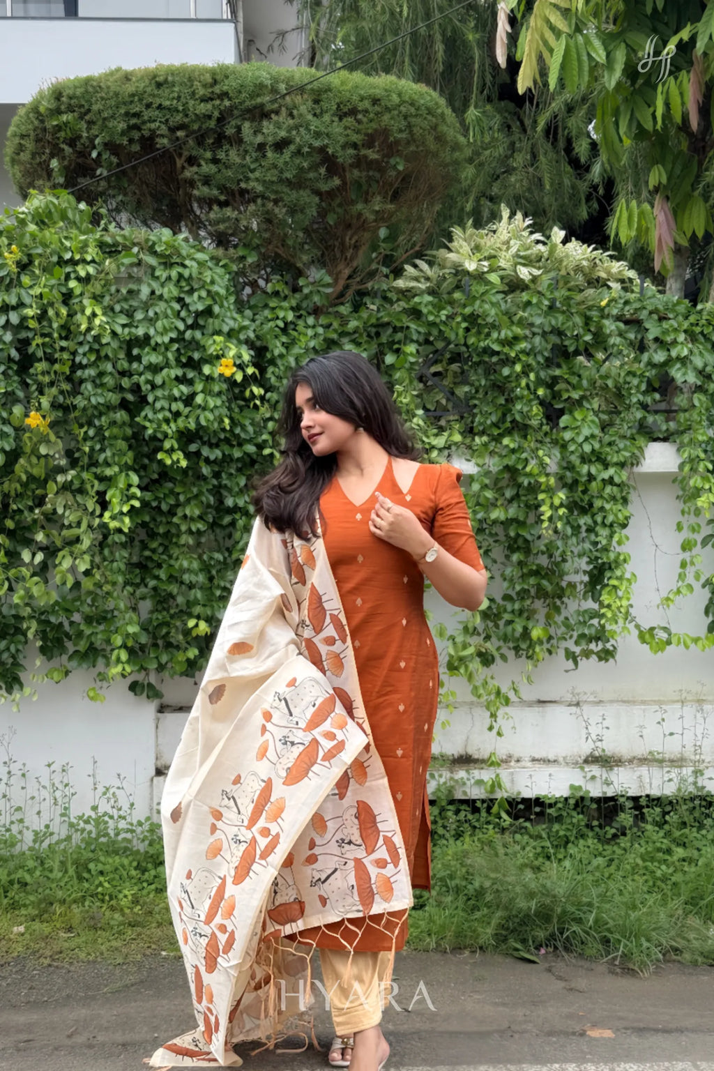 Fanta – Burnt Orange Raw Silk Suit Set with Printed Silk Dupatta