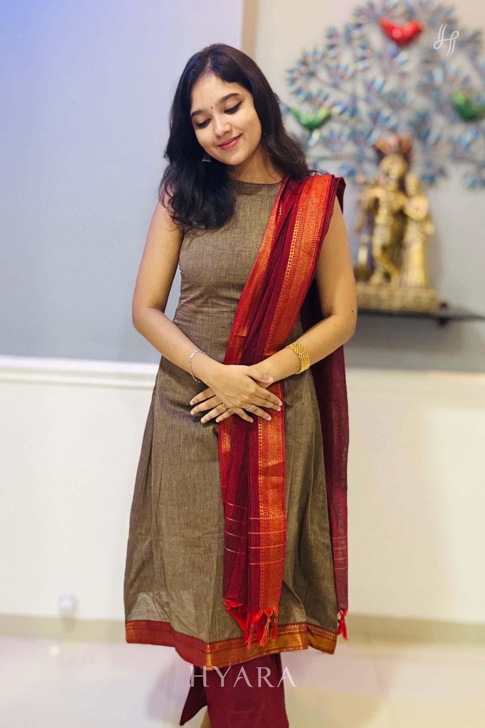 Agnika – Mangalagiri Suit Set