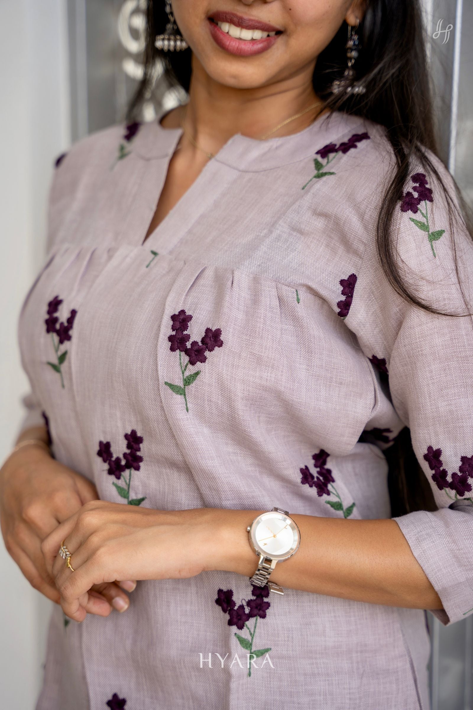 Lavanya – Elegant Floral Embroidered Short Kurti